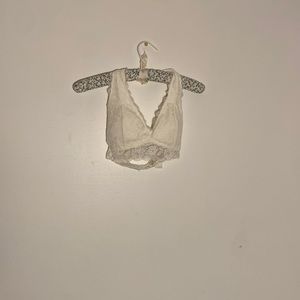 holister bralette-xs but fits almost all- very comfortable and flattering